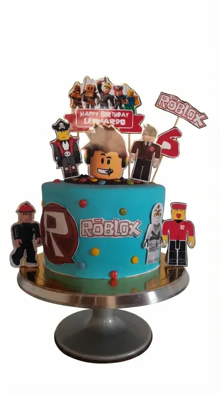 Torta de Roblox personalizada