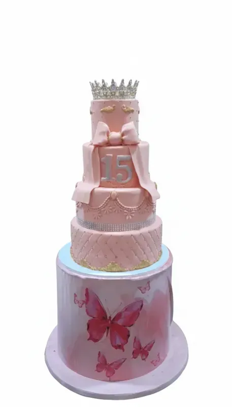 Torta de 15 años personalizada